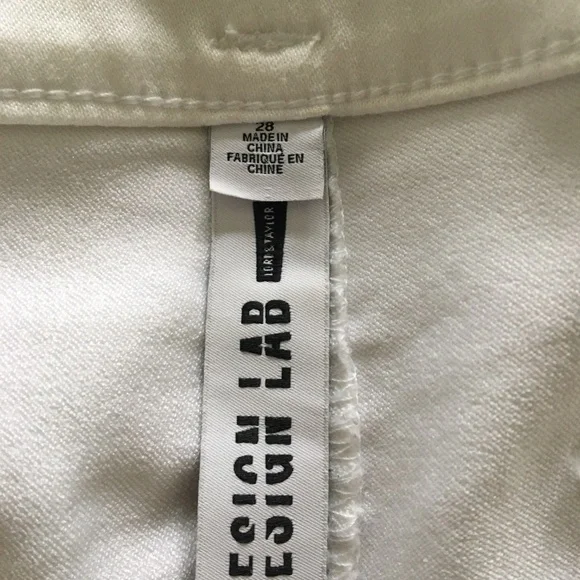 Design Lab Cropped White Pants - Picture 3 of 4